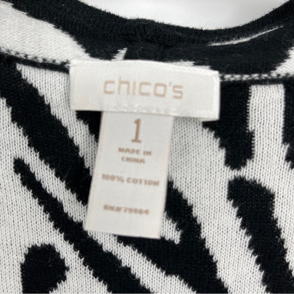 Chico's Vest Animal Print Tribal Long Black & White Pockets Sleeveless Size 8 - Picture 4 of 4